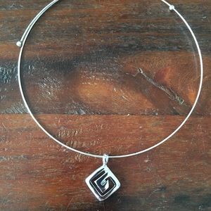 Simple Choker & Pendant